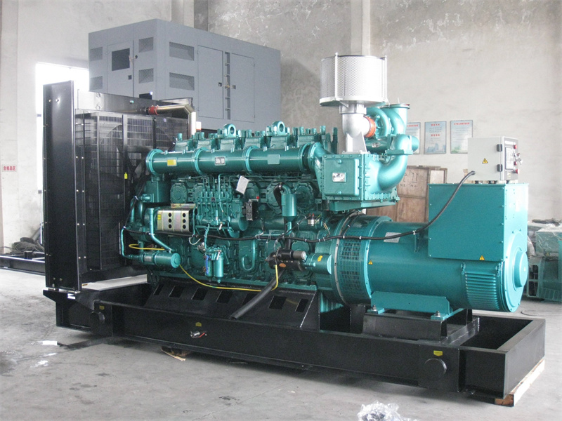 丽水200KW 柴油发电机的油耗是多少?